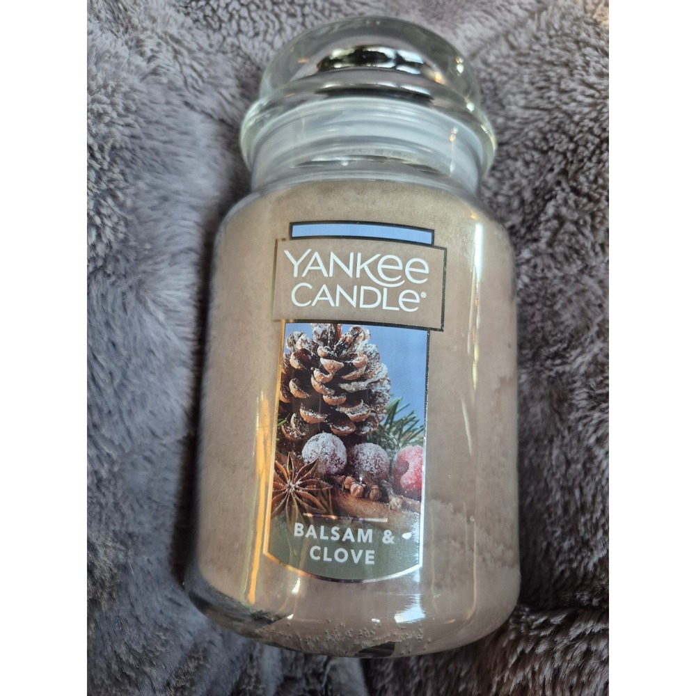 Yankee Candle Balsam & Clove Large Jar Scented Candle 22 oz 1556136
